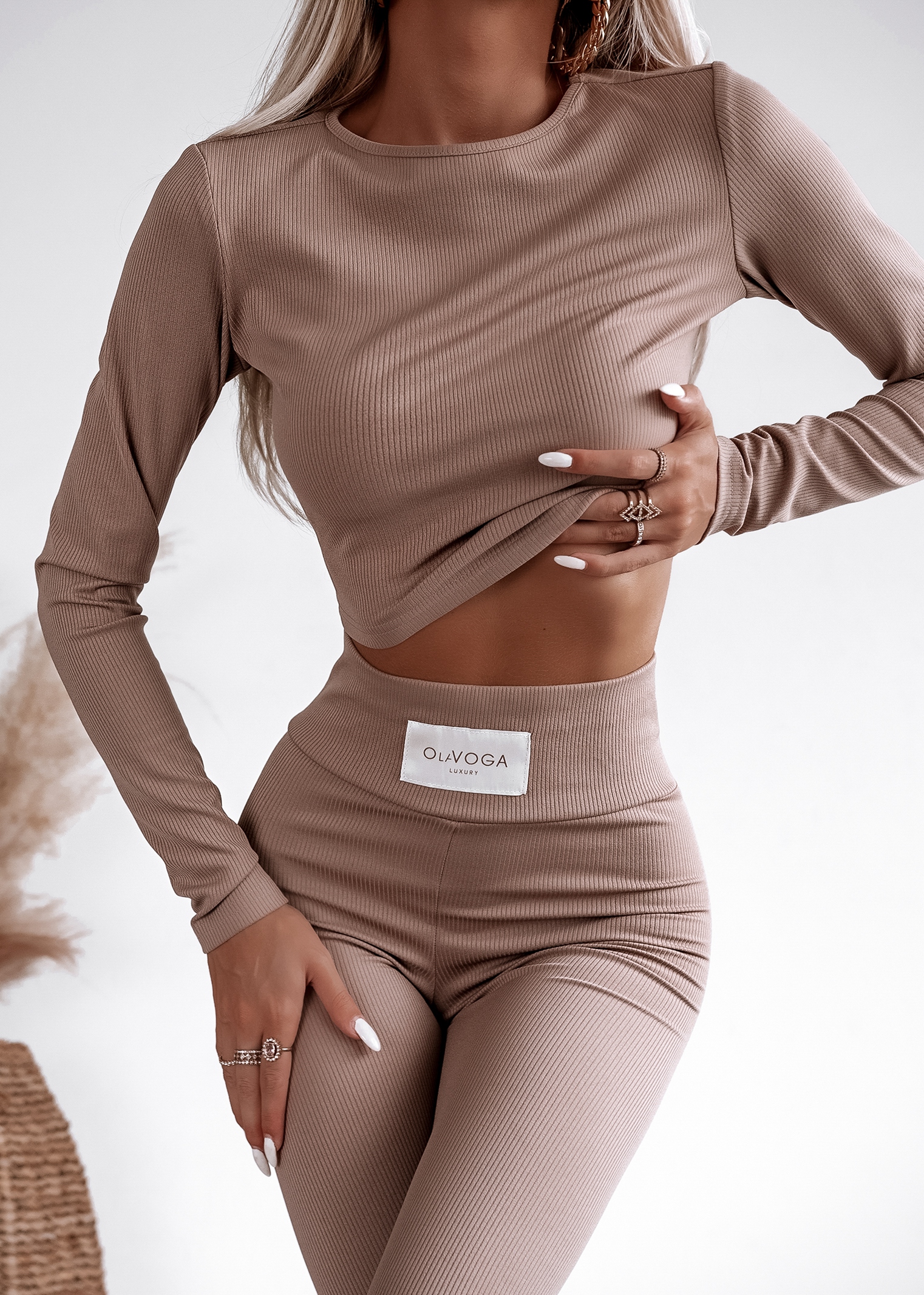 Komplet prążkowany Comfort Luxury Ola Voga c.beżowy