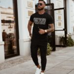 T-shirt klasyczny męski Big Letters Ola Voga czarny