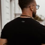 T-shirt klasyczny męski Big Letters Ola Voga czarny