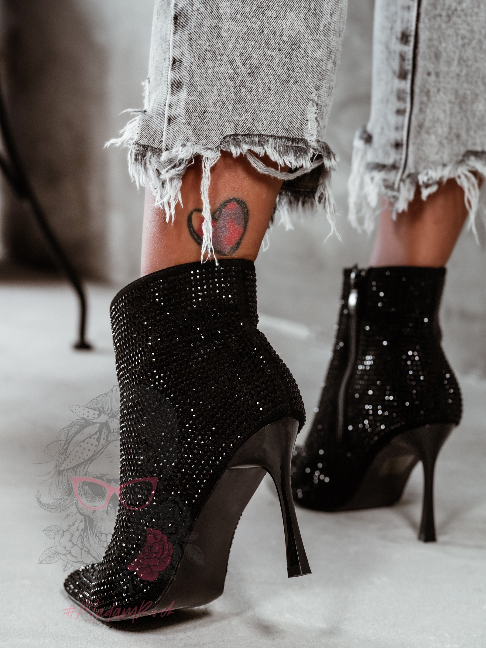 Botki z cyrkoniami Madam Operio czarne Botki z cyrkoniami Madam Operio czarne