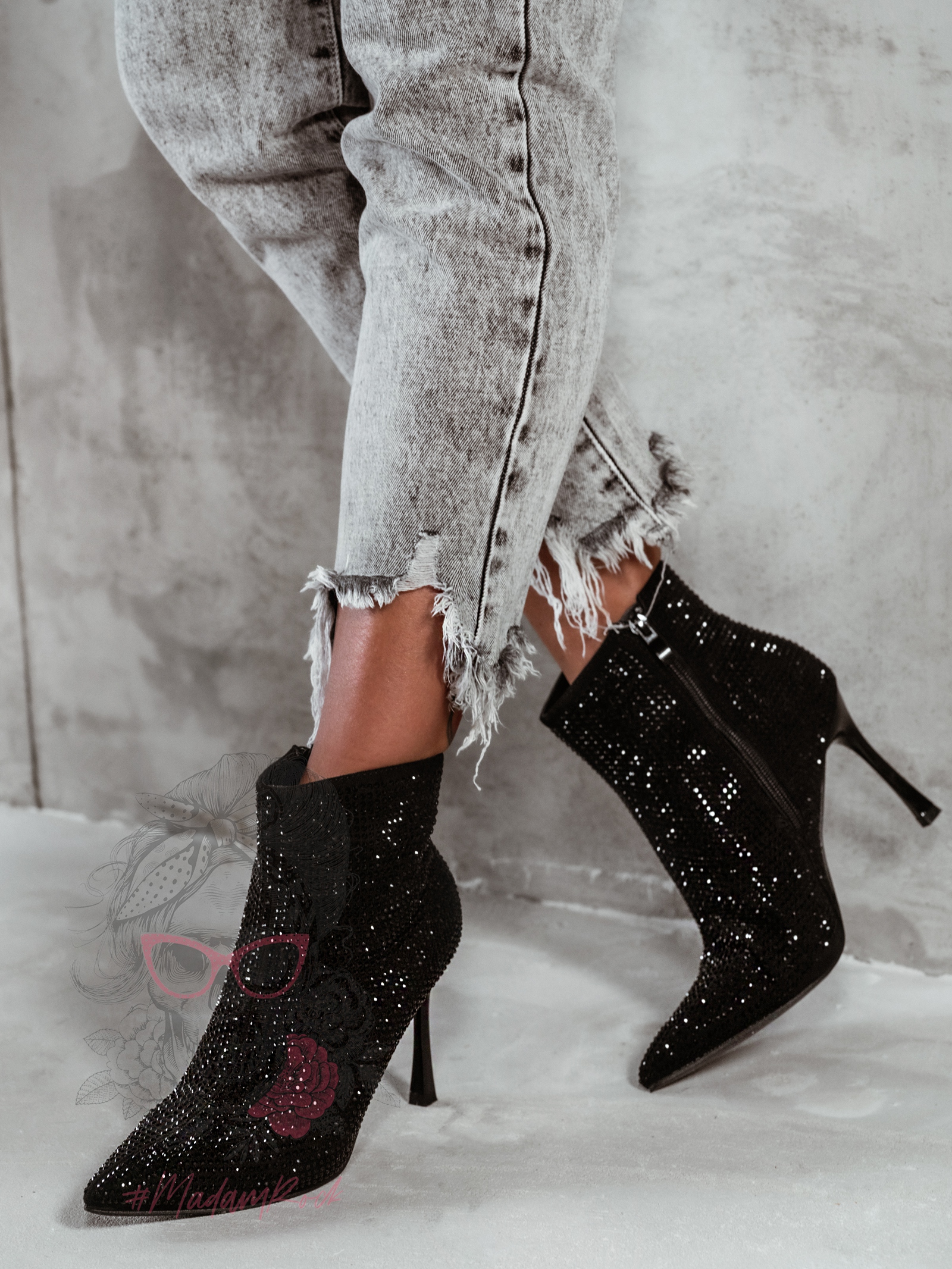 Botki z cyrkoniami Madam Operio czarne Botki z cyrkoniami Madam Operio czarne