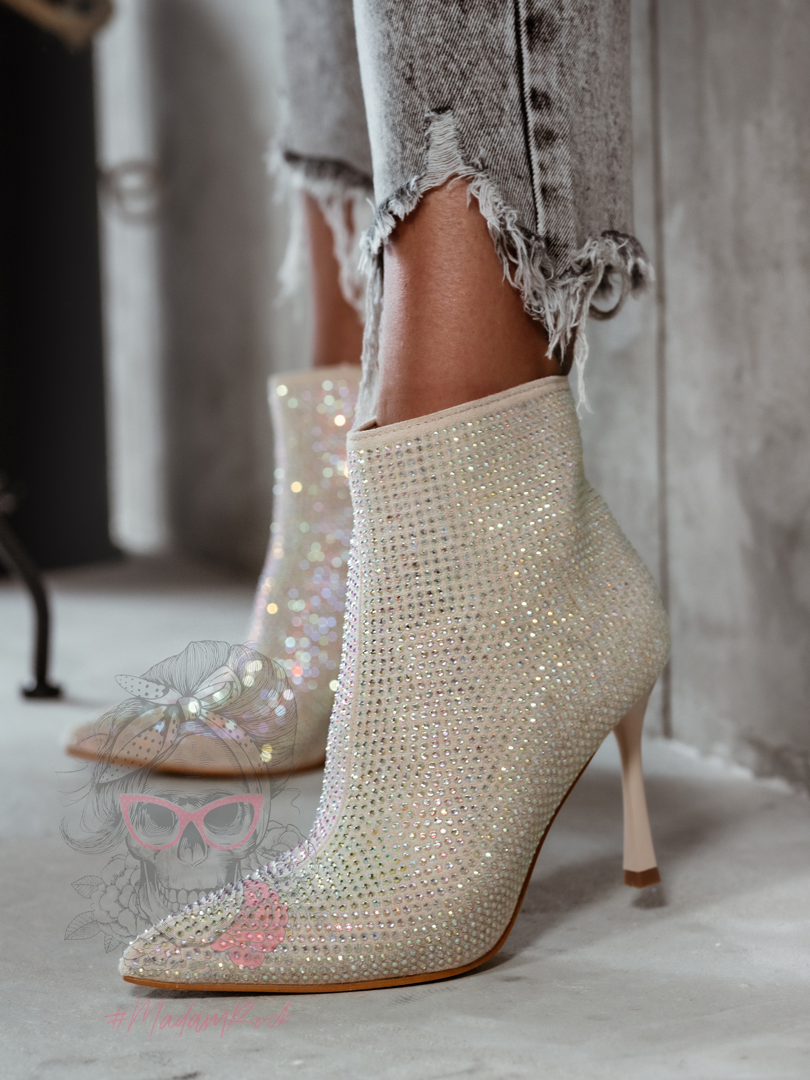 Botki z cyrkoniami Madam Operio opalizujące beżowe