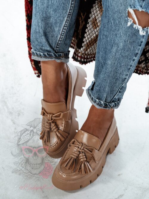 Mokasyny z frędzlami Madam Roed karmelowe