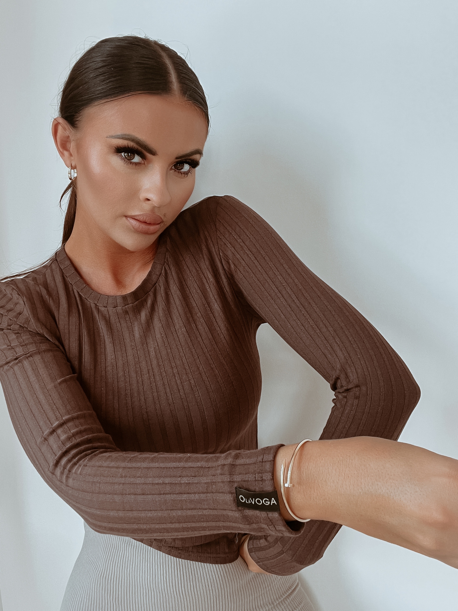 Bluzka prążkowana Basic Rib Ola Voga brązowa