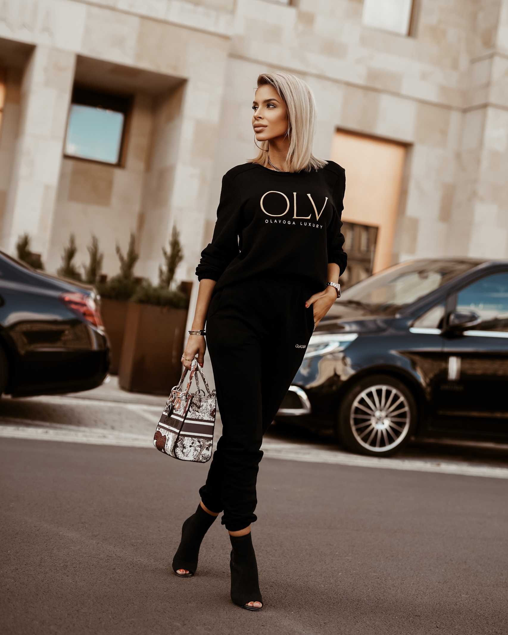 Komplet dresowy Luxury Set Woman Ola Voga czarny