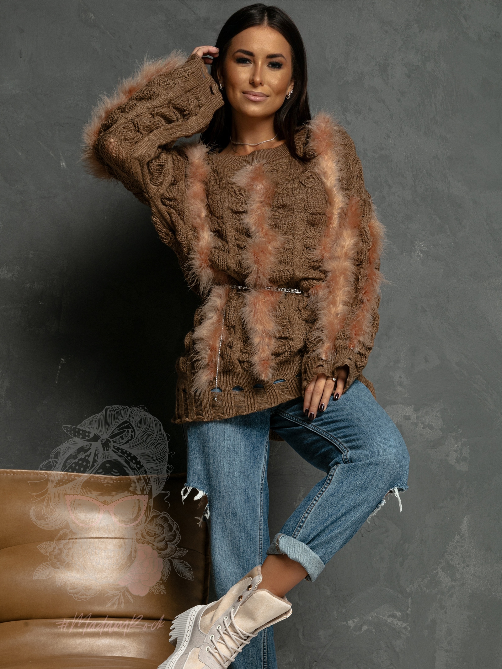 Sweter z piórami Ukiss brązowy