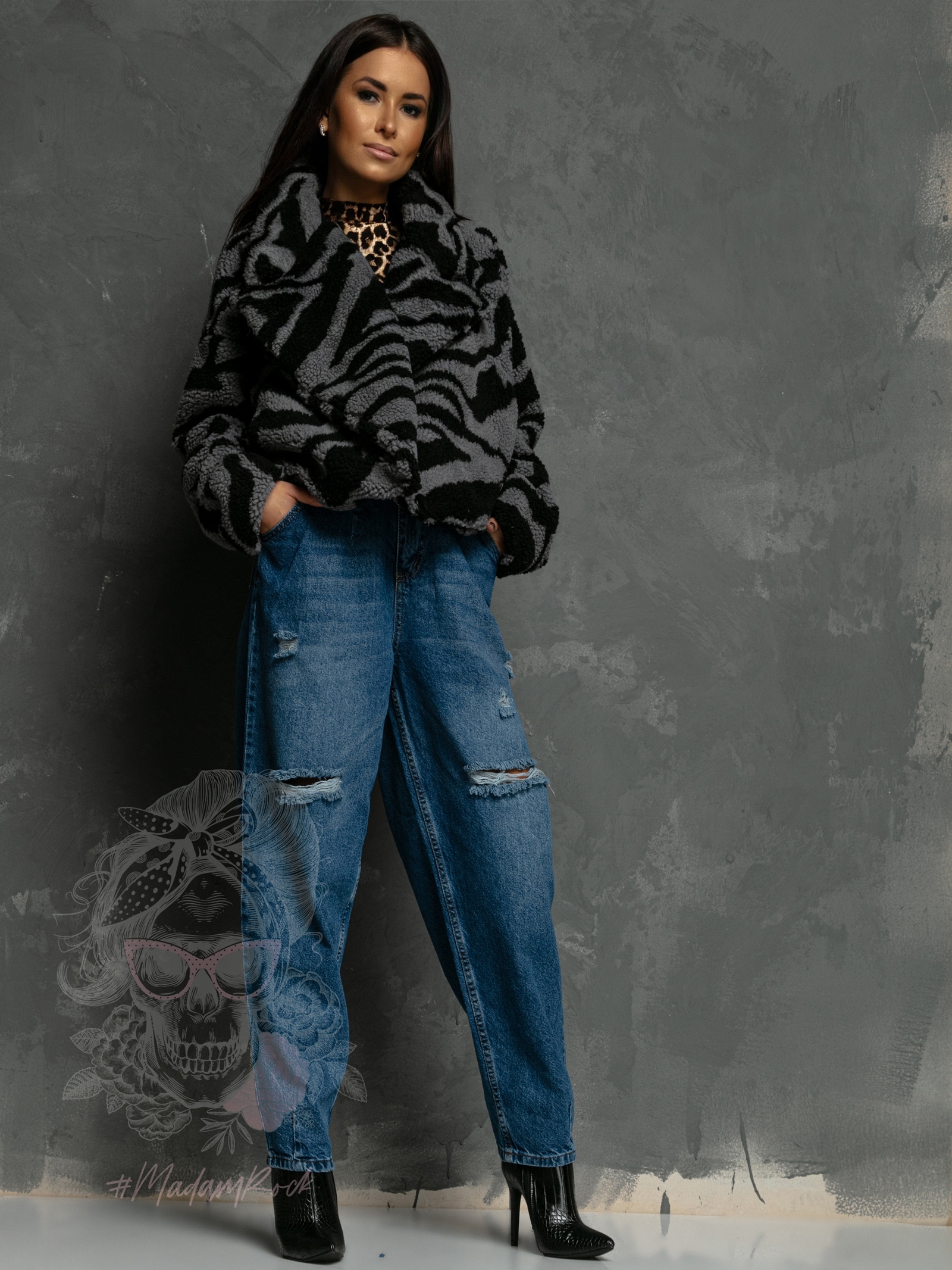 WYPRZEDANE- Jeansy boyfriend z paskiem Duffel granatowe WYPRZEDANE- Jeansy boyfriend z paskiem Duffel granatowe