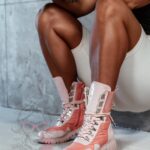 Trapery lakierowane Rock Cocoon pudrowy