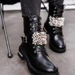 Workery z perłami Madam Delli czarne