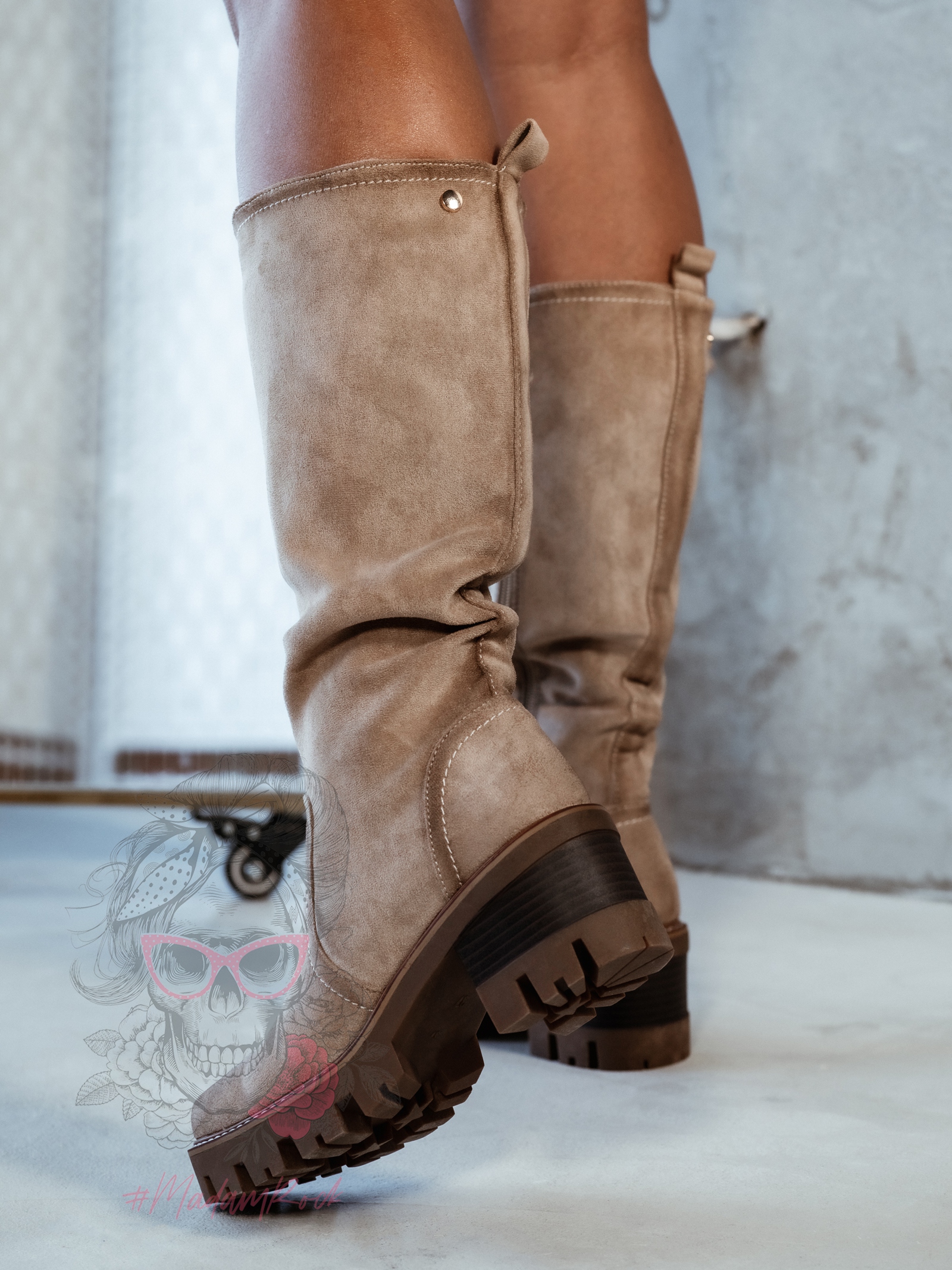 Kozaki na klocku Madam Waggon beżowe