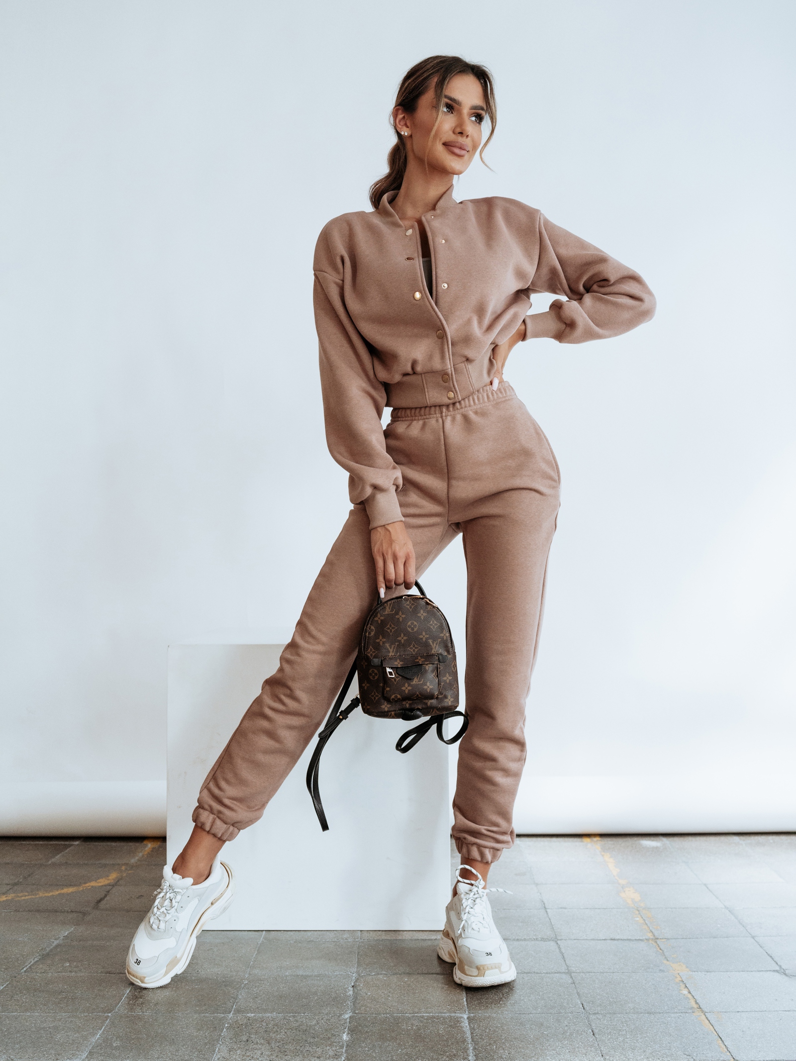 Kurtka bomberka damska Olavoga School c.beżowa