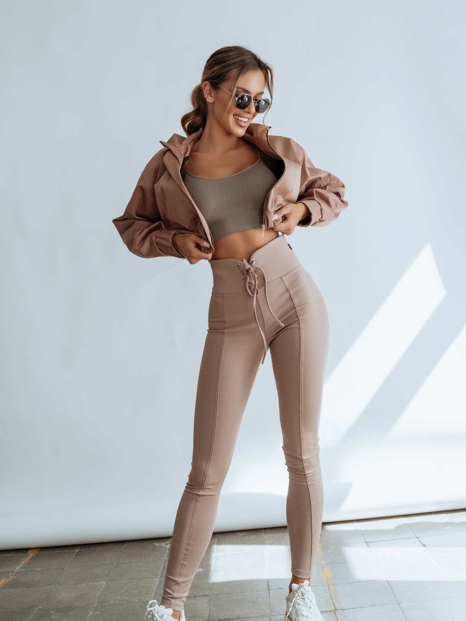 Kurtka bomberka Ola Voga Unique Colors szampan Kurtka bomberka Ola Voga Unique Colors szampan