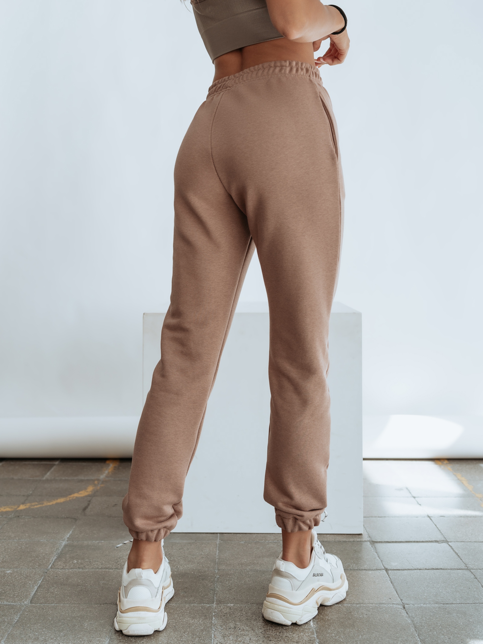 Spodnie bawełniane Ola Voga New Comfort c.beżowe Spodnie bawełniane Ola Voga New Comfort c.beżowe