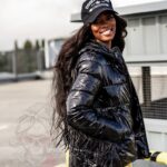 Kurtka z frędzlami Nika lakierowana czarna