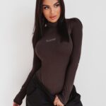 Body z półgolfem Nice Neck Ola Voga brąz