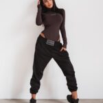 Body z półgolfem Nice Neck Ola Voga brąz