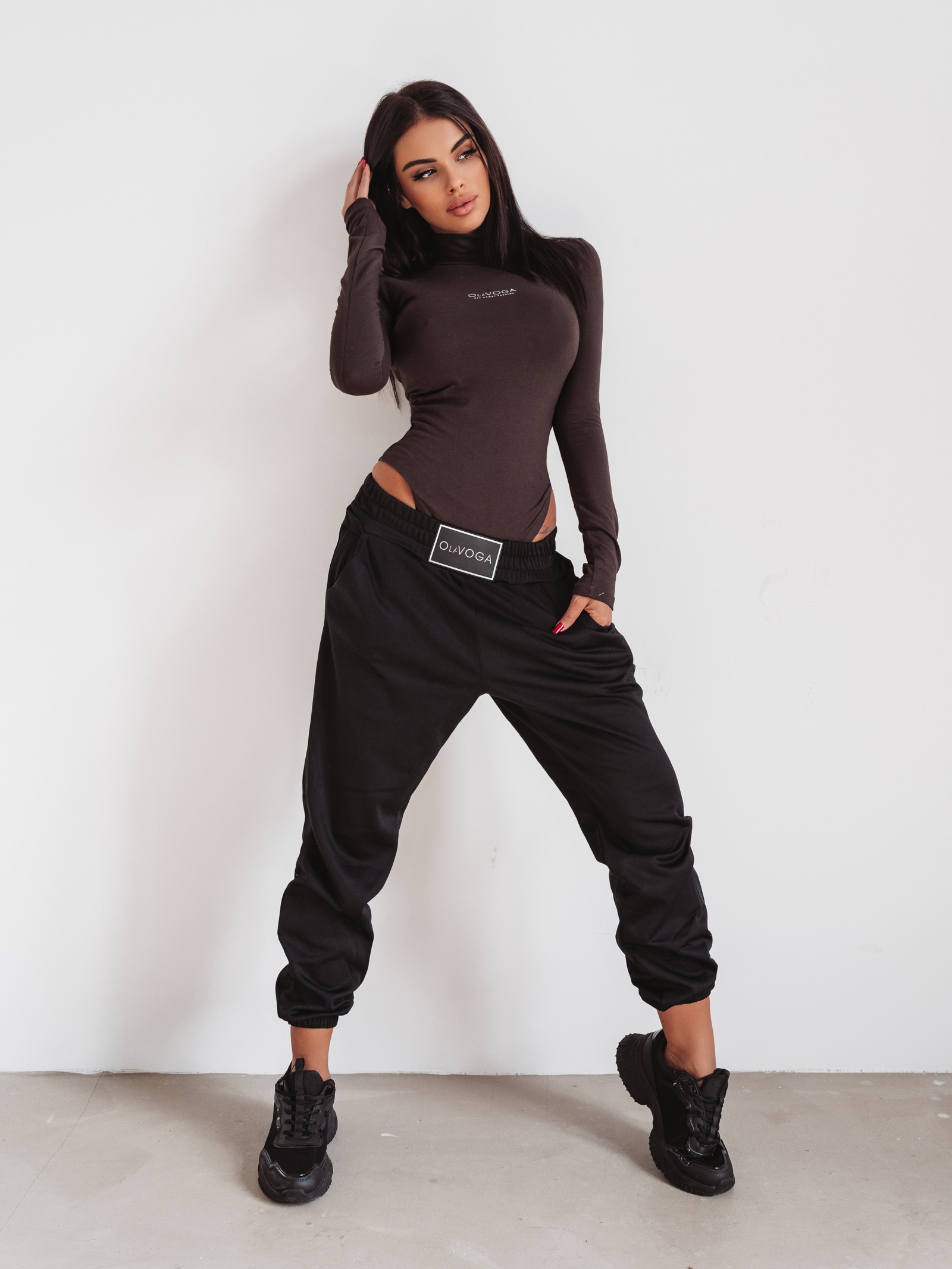 Body z półgolfem Nice Neck Ola Voga brąz Body z półgolfem Nice Neck Ola Voga brąz