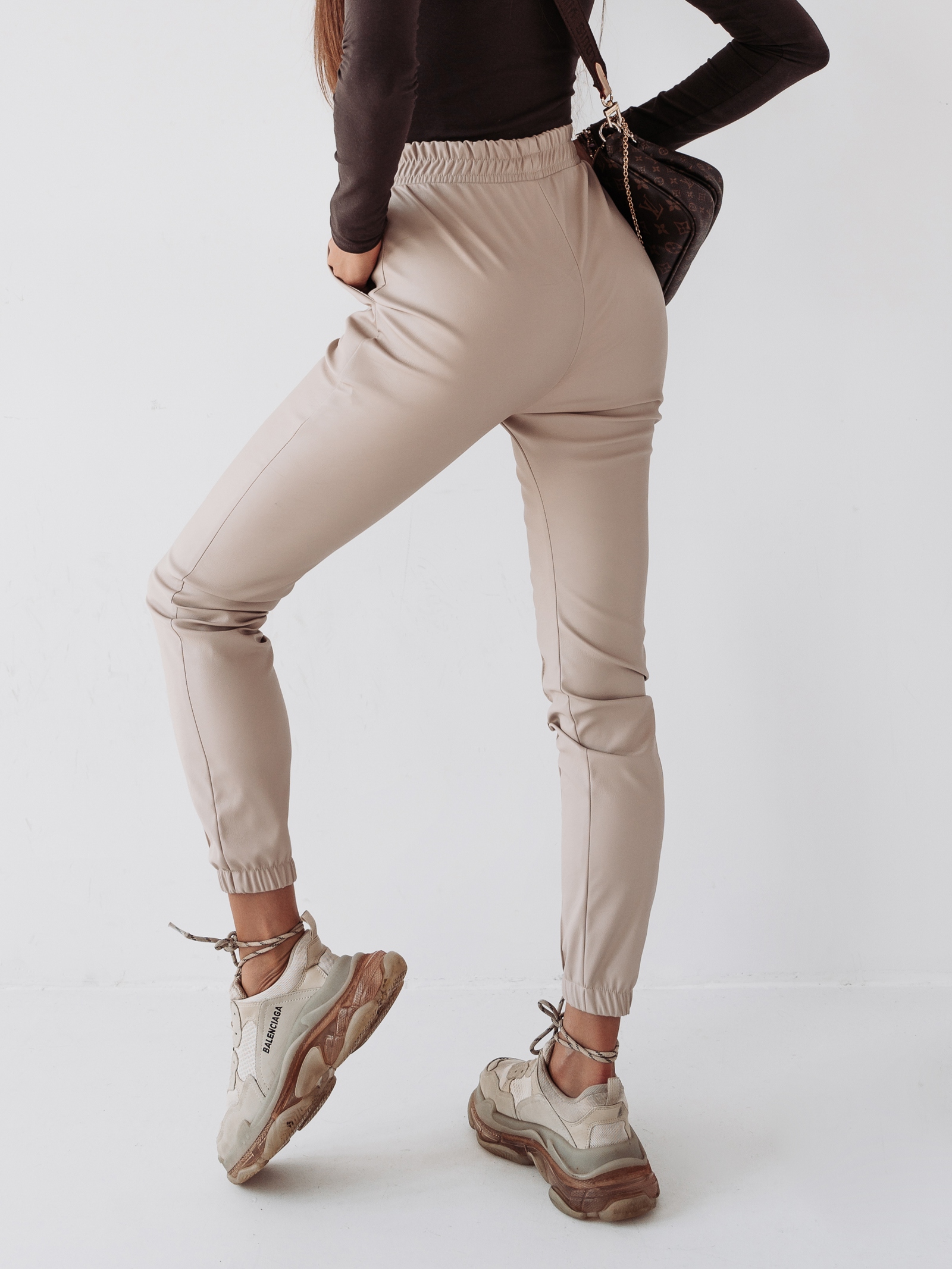 Spodnie skórzane Leather Lines Ola Voga beżowe Spodnie skórzane Leather Lines Ola Voga beżowe