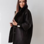 Płaszcz elegancki Autumn Vibes Ola Voga czarny