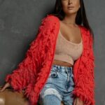 Sweter z frędzlami Marshi koralowy