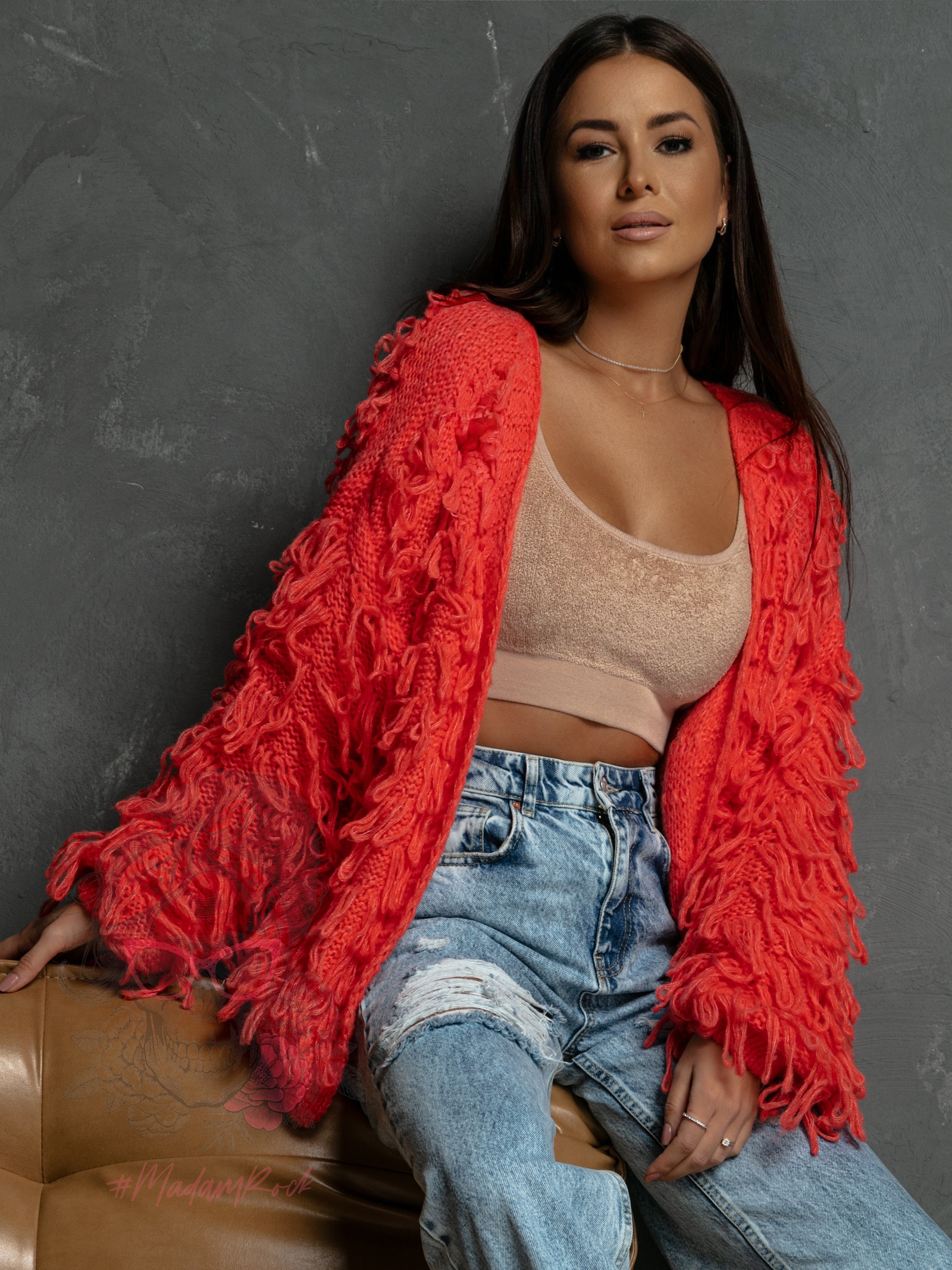 Sweter z frędzlami Marshi koralowy