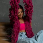 Sweter z frędzlami Marshi amarant