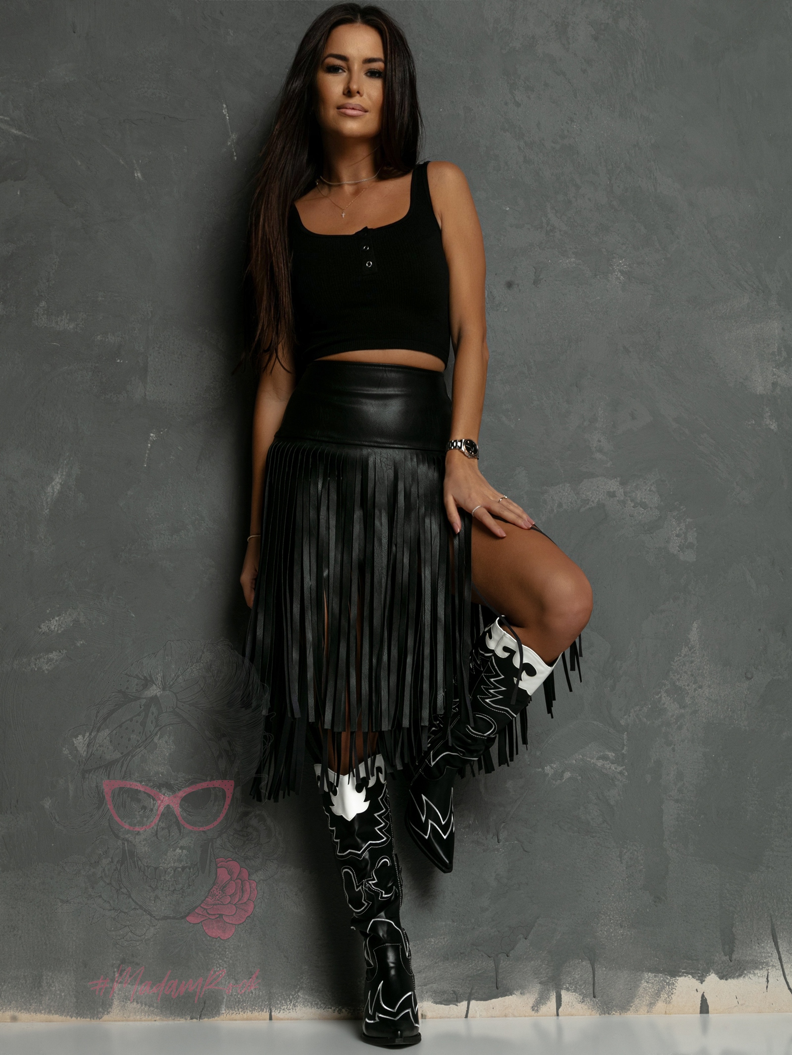 Spódnica z frędzlami Afiko czarna