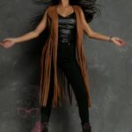 Kamizelka z frędzlami Hilps karmelowa