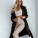 Płaszcz z kapturem Ola Voga Comfy Beauty czarny