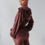 Komplet welurowy Coffee Colors Ola Voga brązowy