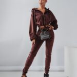 Komplet welurowy Coffee Colors Ola Voga brązowy