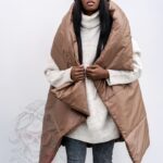 Kamizelka asymetryczna Wind karmelowa