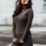 Komplet prążkowany Laki Sort khaki