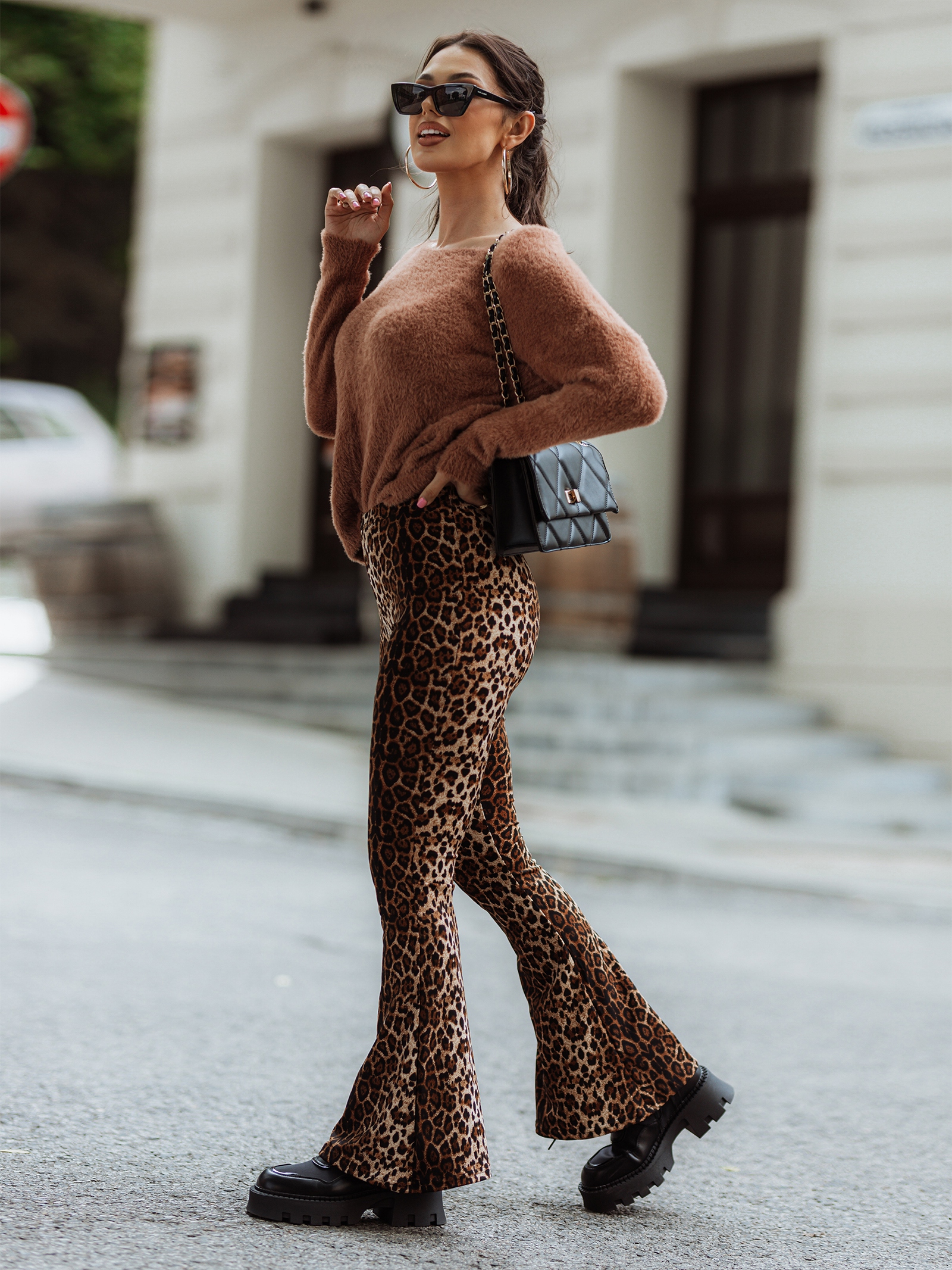 Spodnie dzwony GoWild w panterkę Spodnie dzwony GoWild w panterkę