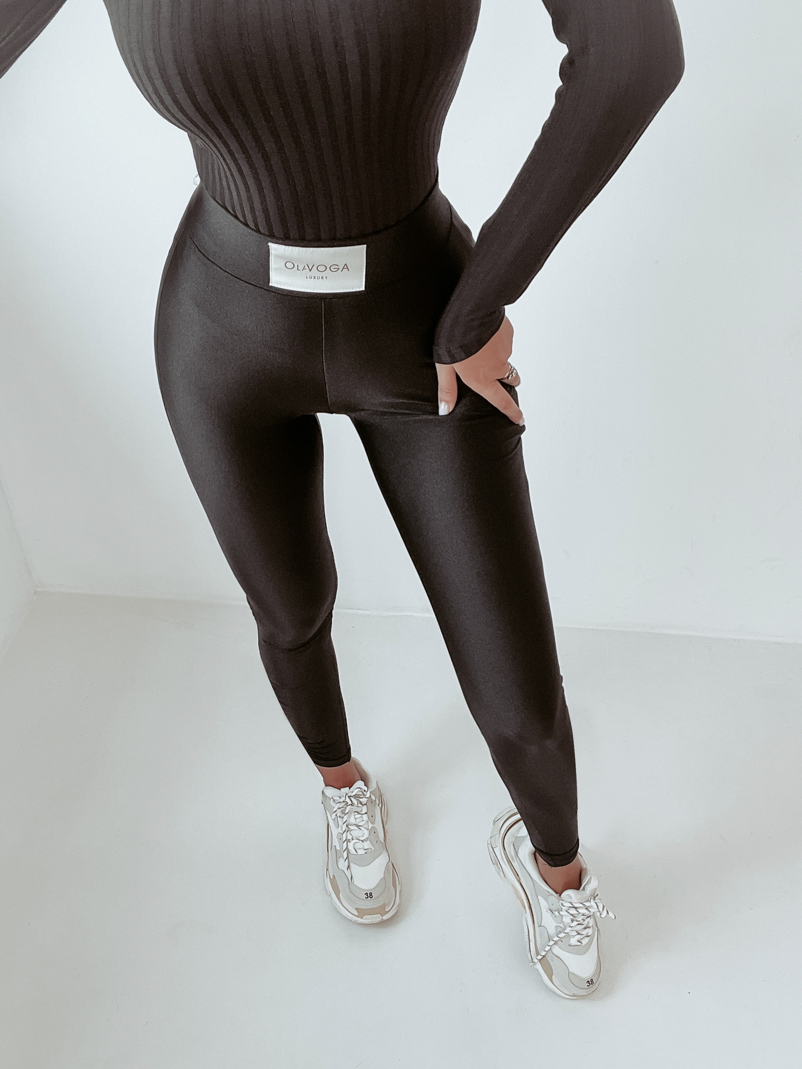 Legginsy taliowane Elastic Bling Ola Voga czarne