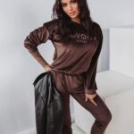 Komplet welurowy Soft Luxury Ola Voga brązowy