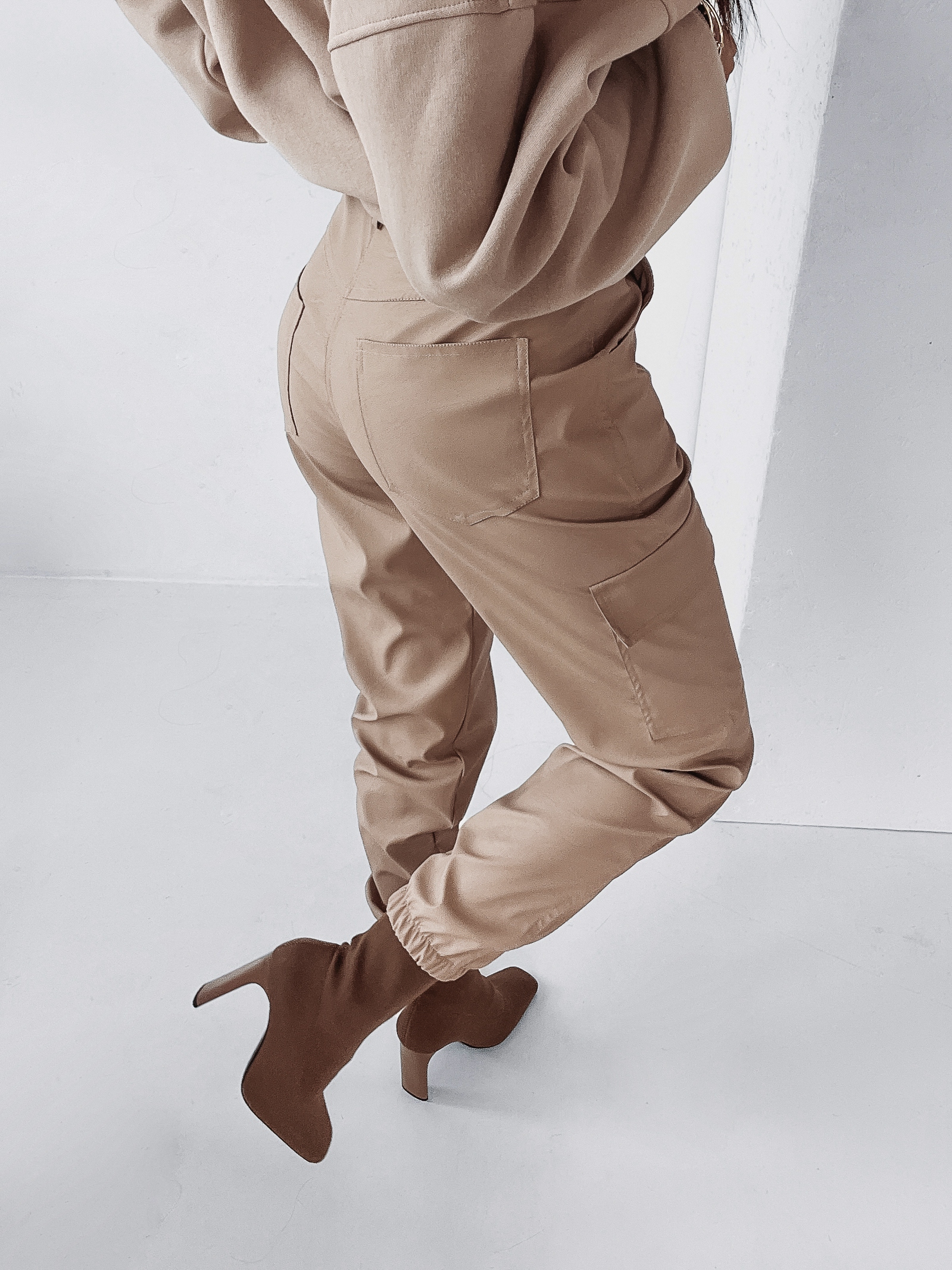 Spodnie bojówki Modern Fighter Ola Voga beżowe Spodnie bojówki Modern Fighter Ola Voga beżowe