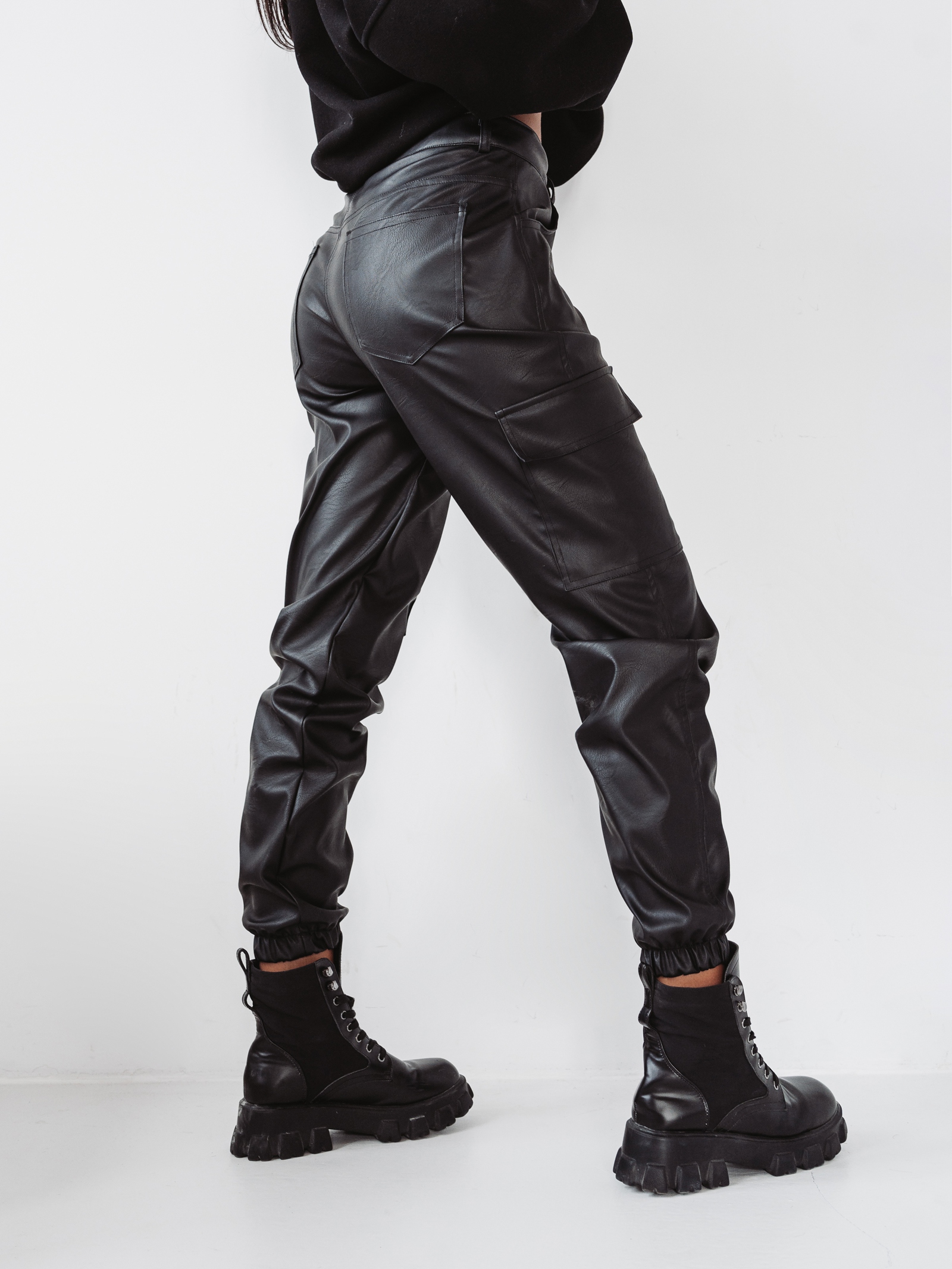 Spodnie bojówki Modern Fighter Ola Voga czarne Spodnie bojówki Modern Fighter Ola Voga czarne