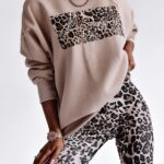 Bluza bawełniana Panther Print Ola Voga beżowa