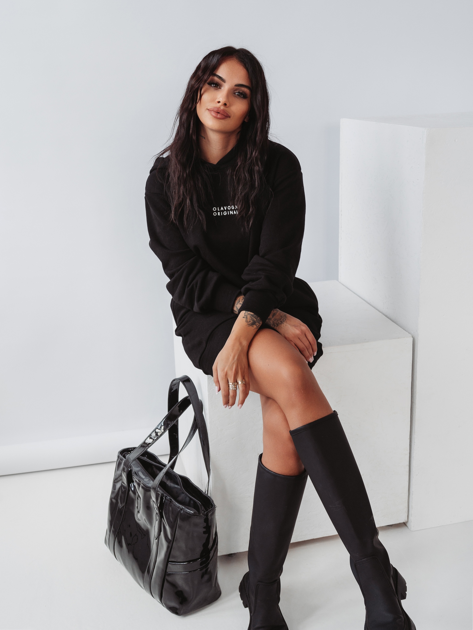 Sukienka dresowa Ola Voga Cute & Soft czarna