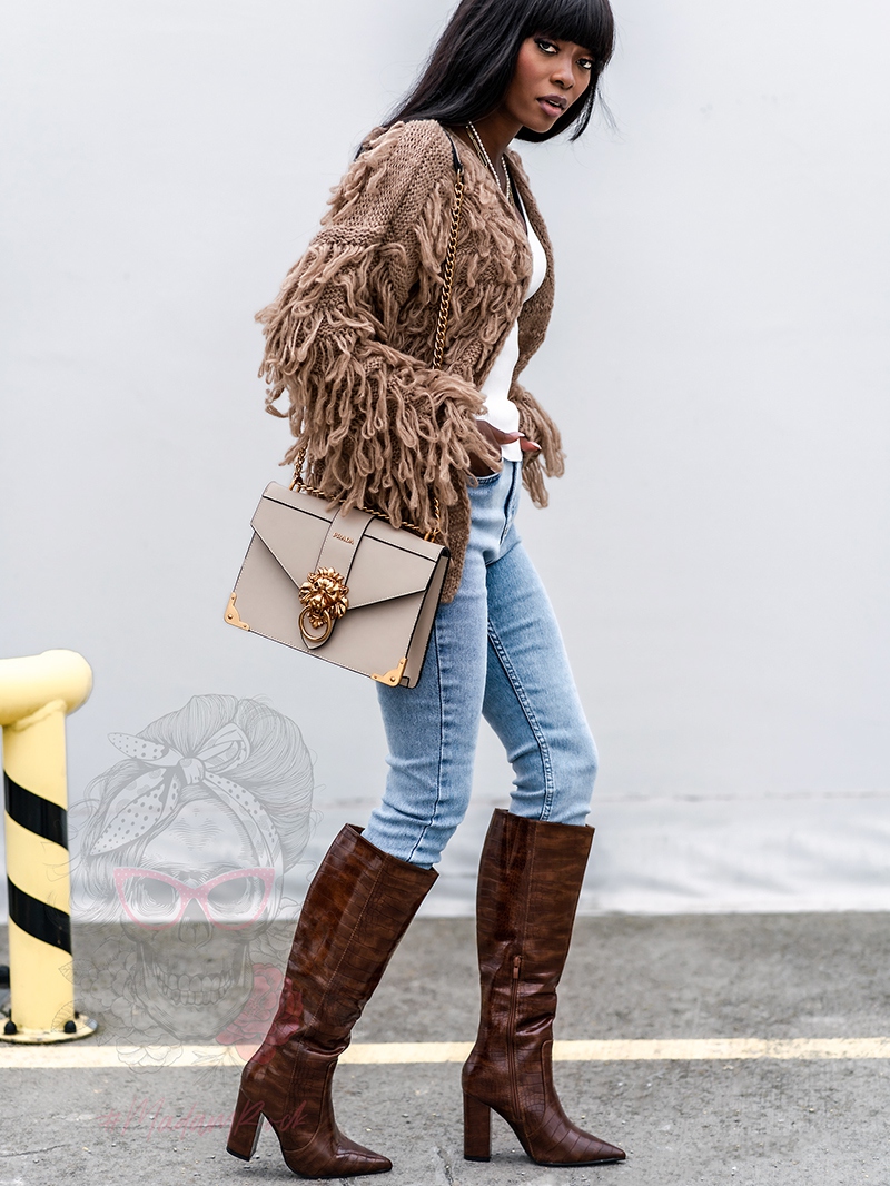 Sweter z frędzlami Marshi camel