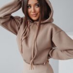 Bluza krótka z kapturem Ola Voga Cindy beżowa