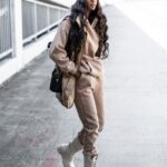 Bluza z kapturem Rozen beżowa