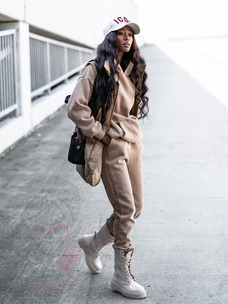 Bluza z kapturem Rozen beżowa