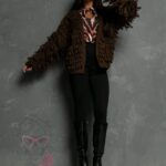 Sweter z frędzlami Marshi brązowy