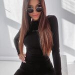 Bluzka dopasowana Romantic Fall Ola Voga czarna