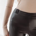 Legginsy z wyższym stanem Ola Voga Soft Leather grafitowe