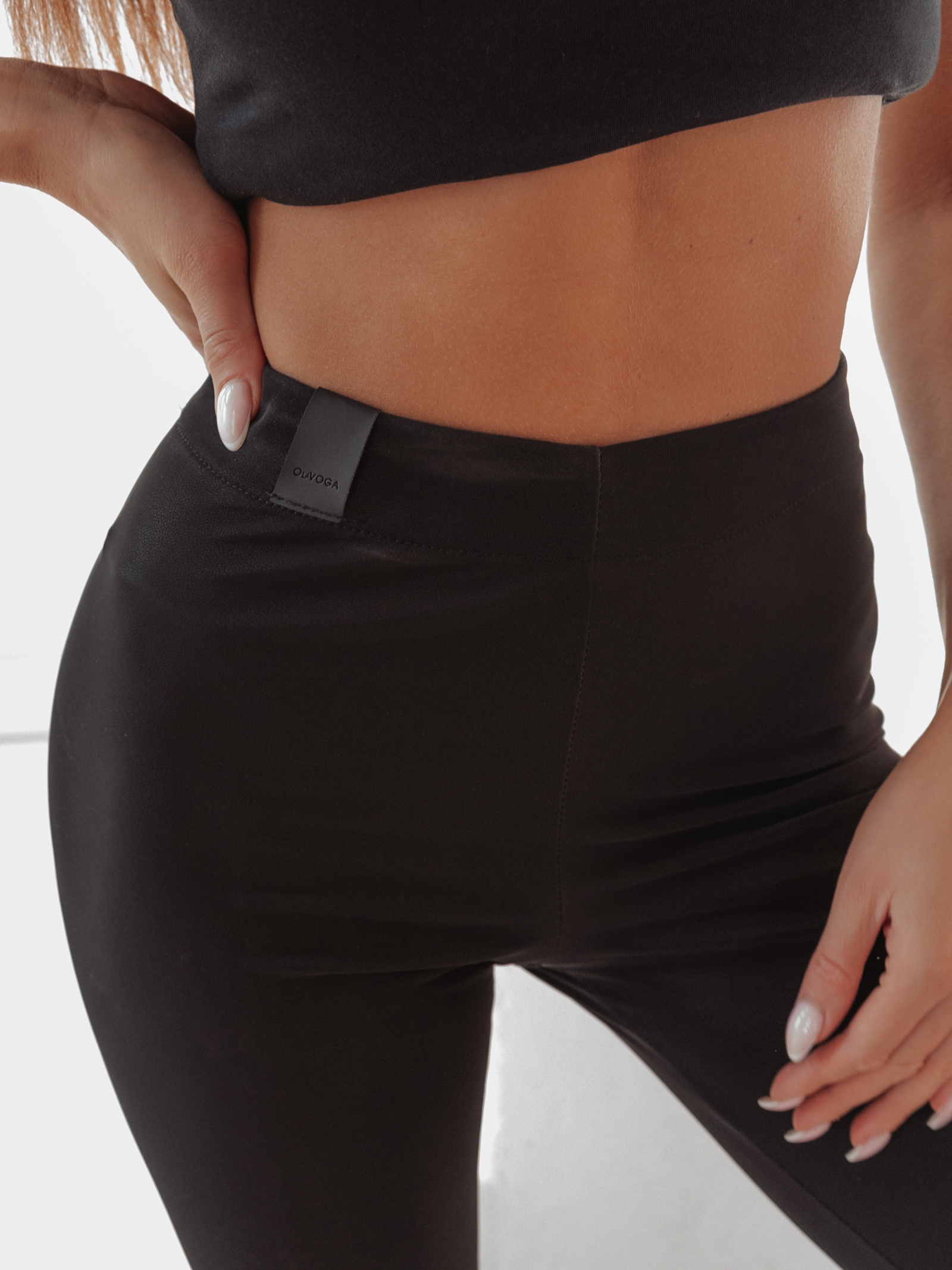 Legginsy z wyższym stanem Ola Voga Soft Leather czarne