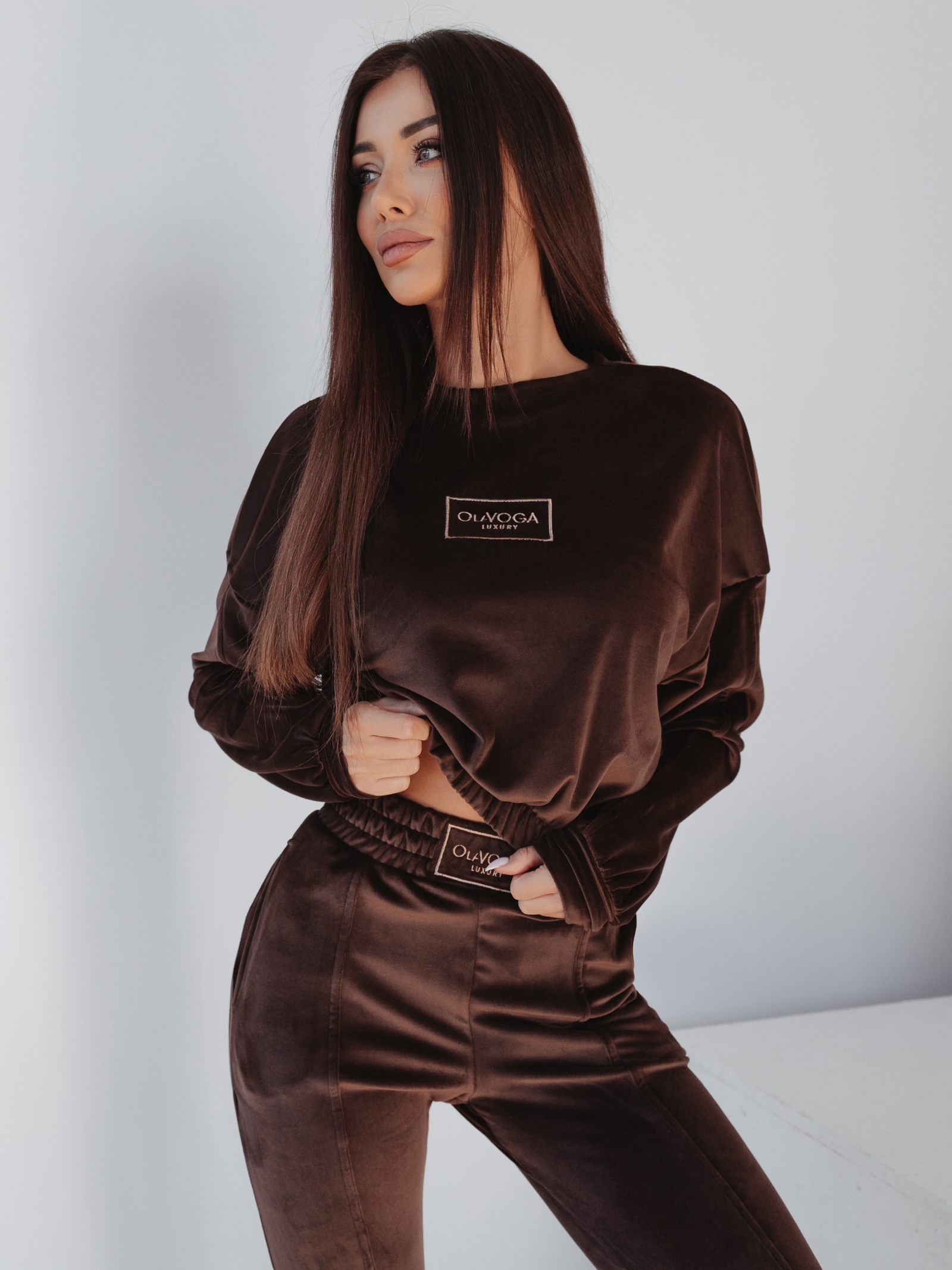 Komplet welurowy Ola Voga Luxury Frame brązowy Komplet welurowy Ola Voga Luxury Frame brązowy