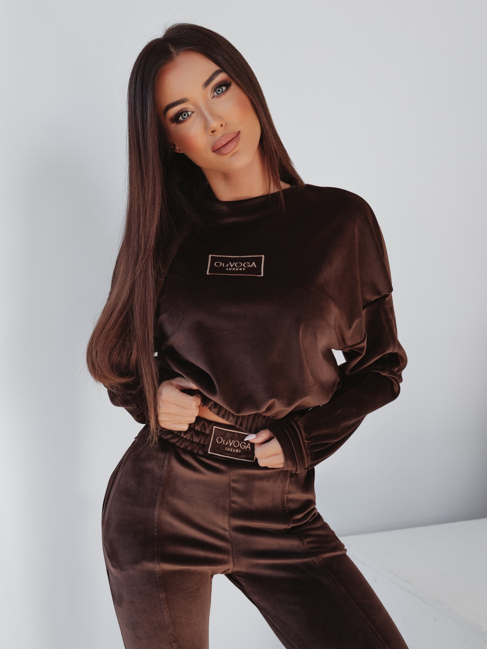 Komplet welurowy Ola Voga Luxury Frame brązowy Komplet welurowy Ola Voga Luxury Frame brązowy